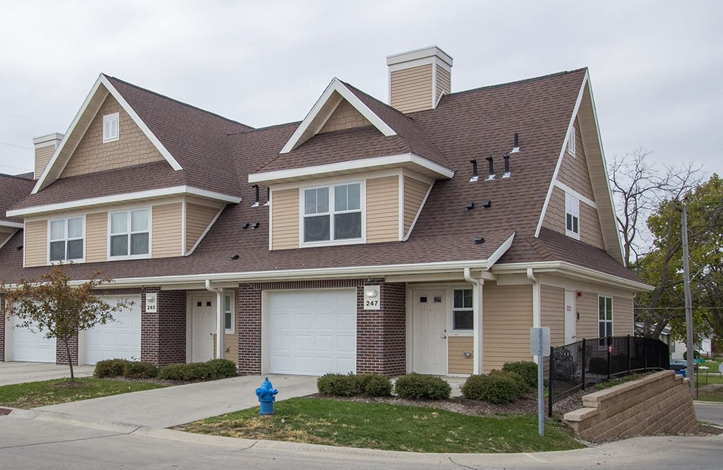 Photos and Video of Unity Square Townhomes in Waterloo, IA